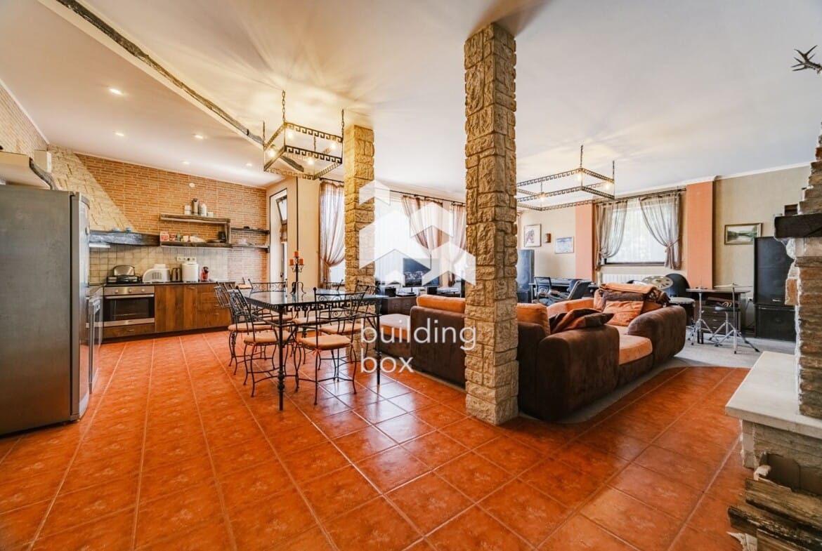 Имот за ценители в с.Аврен - 0