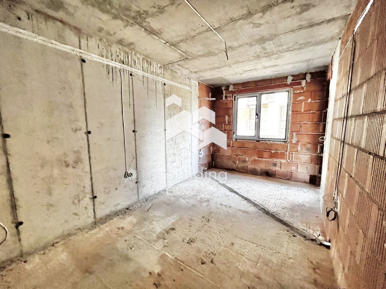 Тристаен апартамент - кв. Христо Смирненски - 0