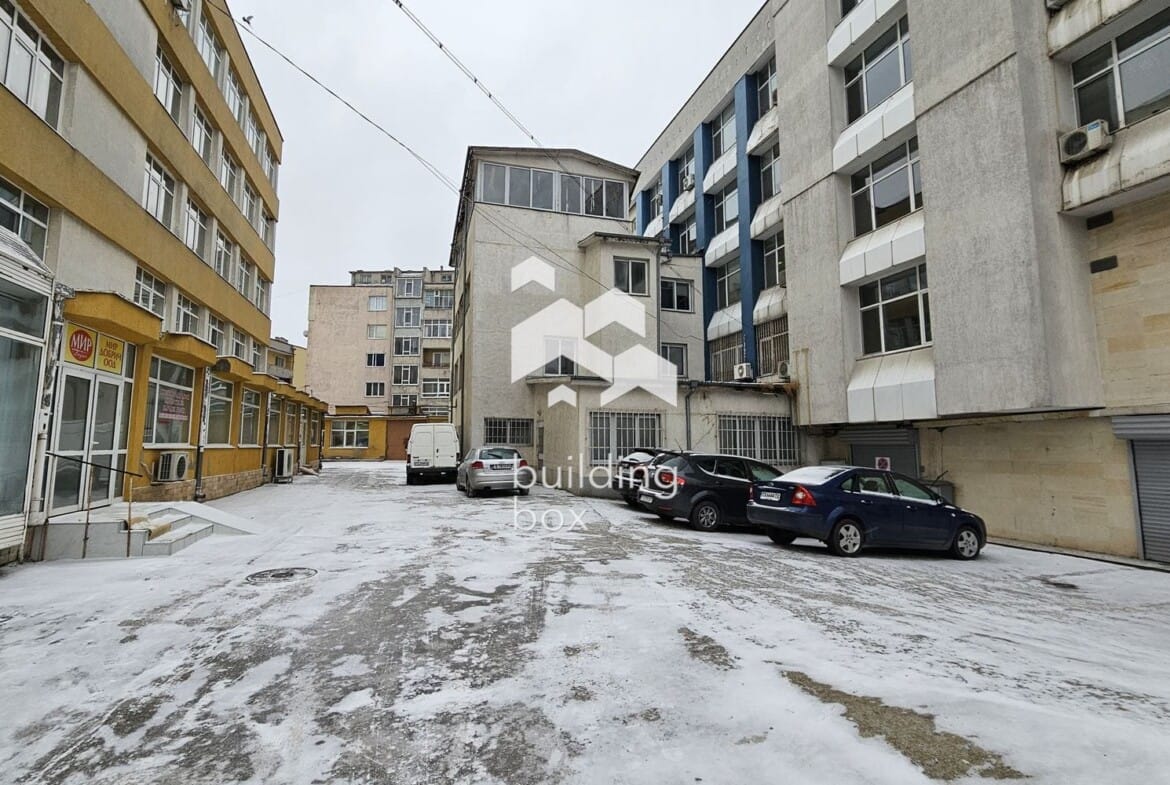 Инвестиционна сграда в центъра на гр.Добрич - 0