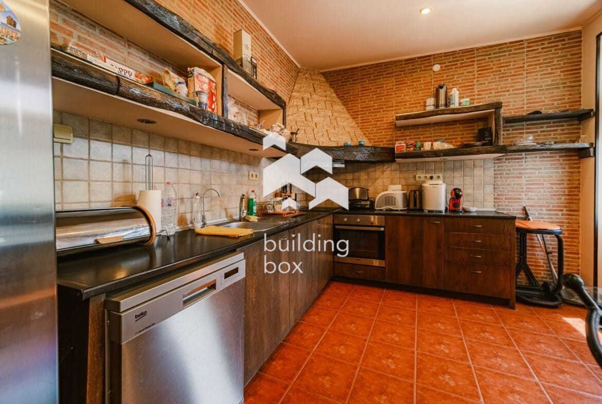 Имот за ценители в с.Аврен - 0