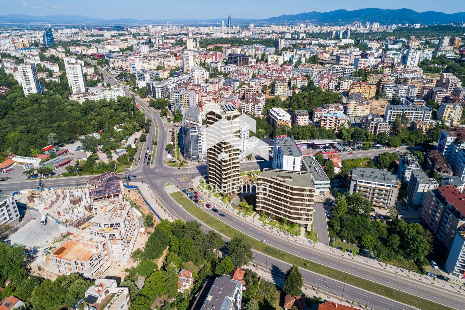 Четиристаен апартамент срещу Ловен парк в кв. Витоша