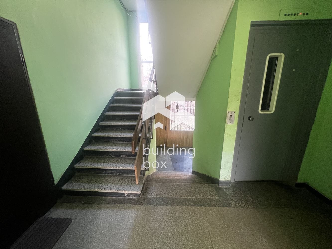 Тристаен в Сухата река - 0