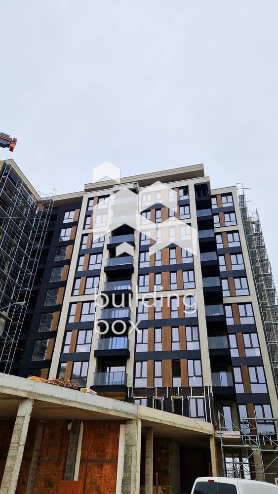 Тристаен апартамент - кв. Христо Смирненски - 0