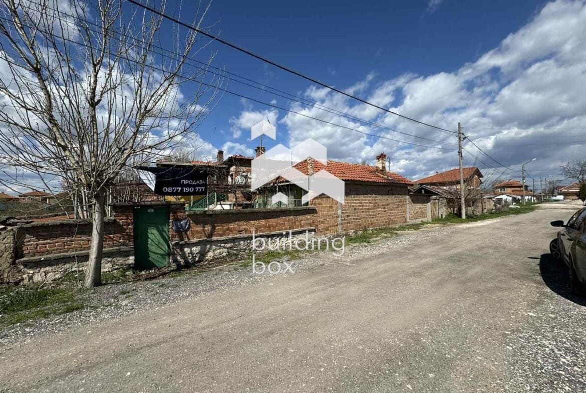 УПИ с постройка - с. Маноле - 0