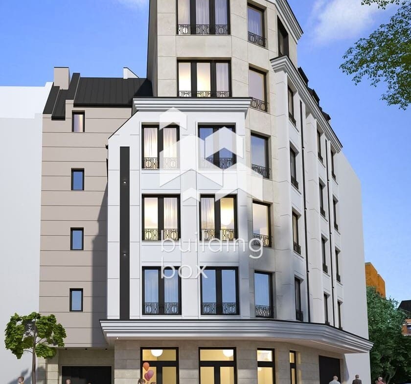 Четиристаен апартамент в Център - 0