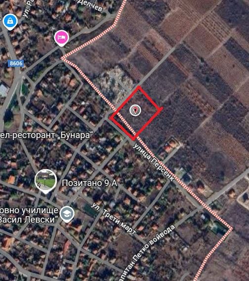 Парцел с ток и вода – с. Брестник