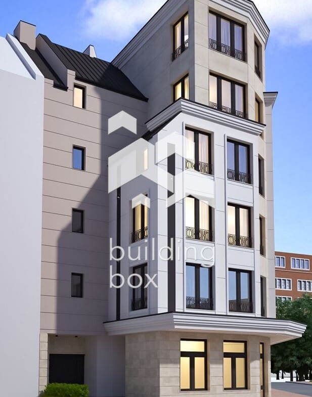 Тристаен апартамент в Център - 0