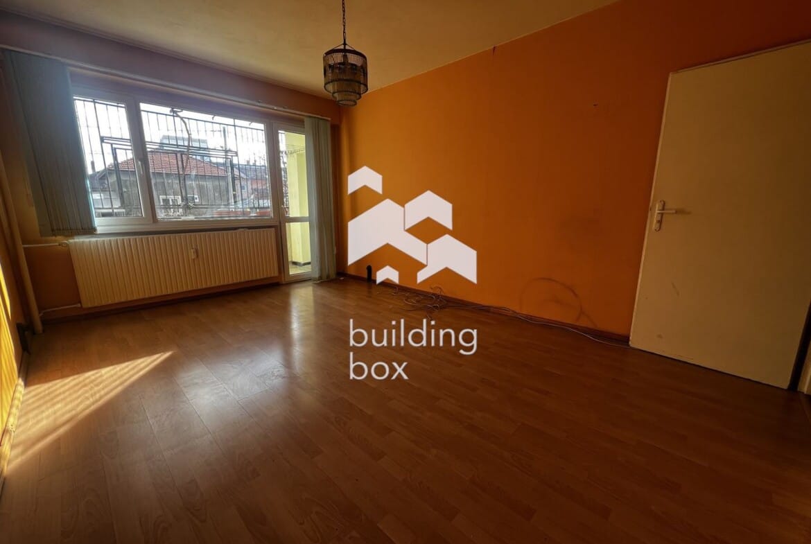 Тристаен в Сухата река - 0