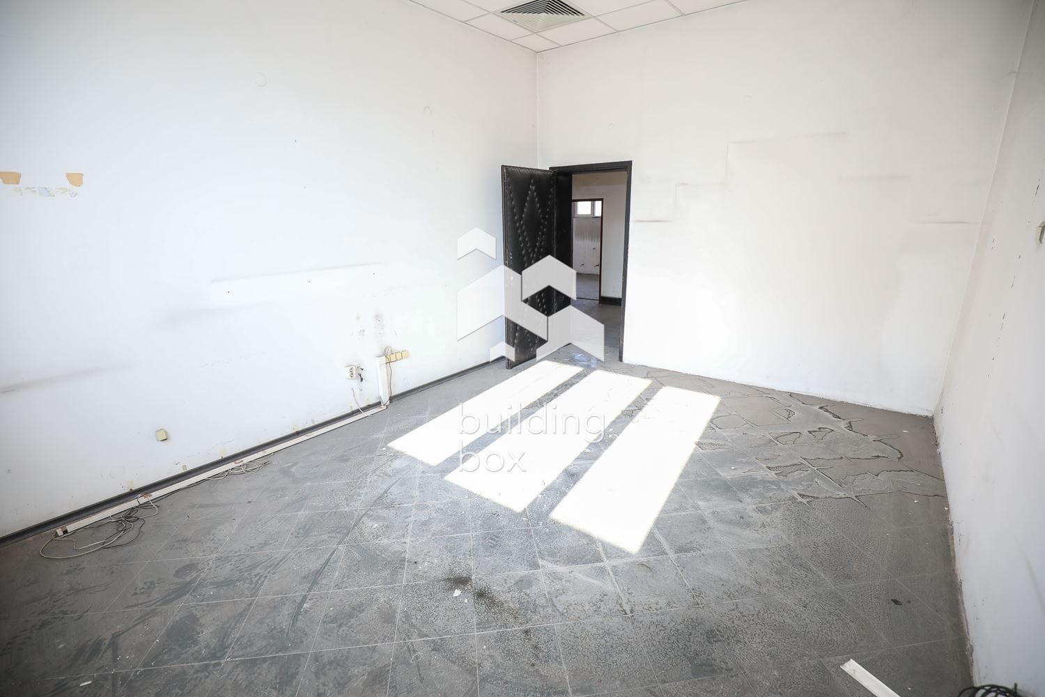 Офис - Перник, Рено - 0