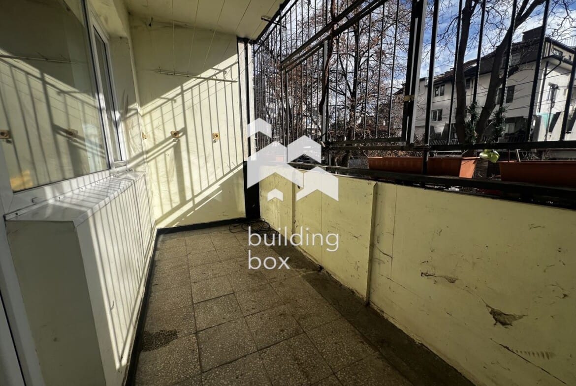 Тристаен в Сухата река - 0