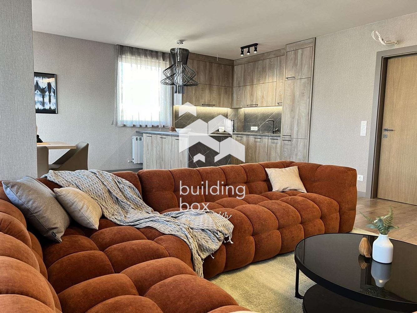 Продава 3-стаен - 0