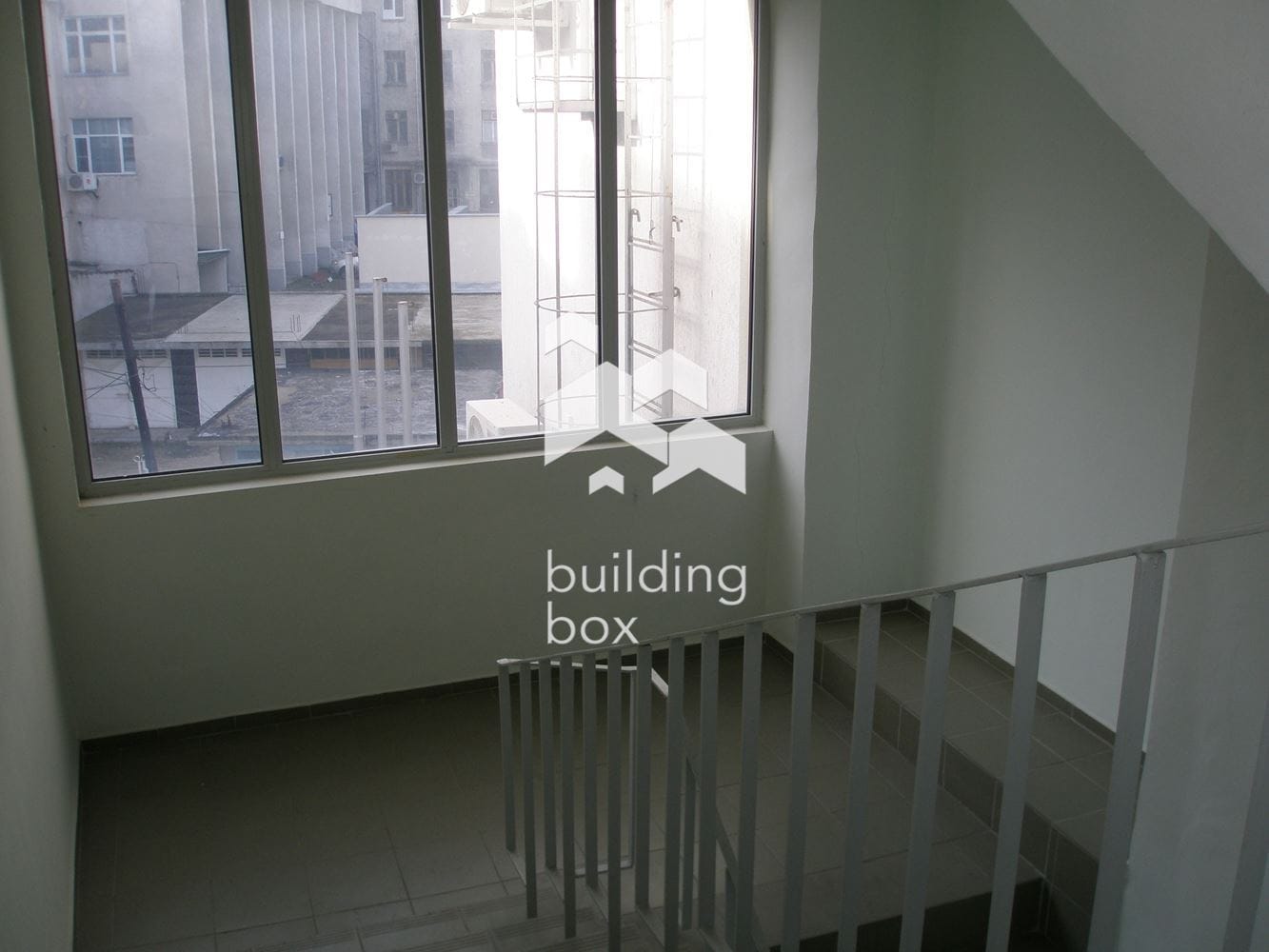 Инвестиционна сграда в центъра на гр.Добрич - 0