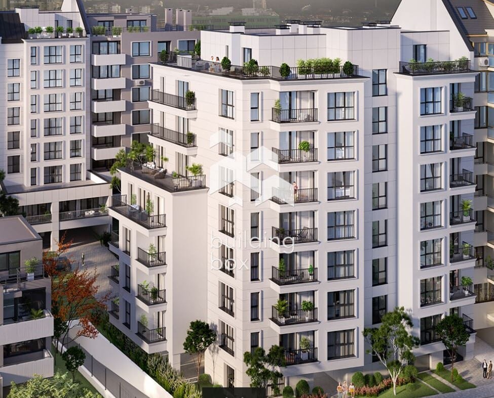 Тристаен апартамент в ж.к. Оборище - 0