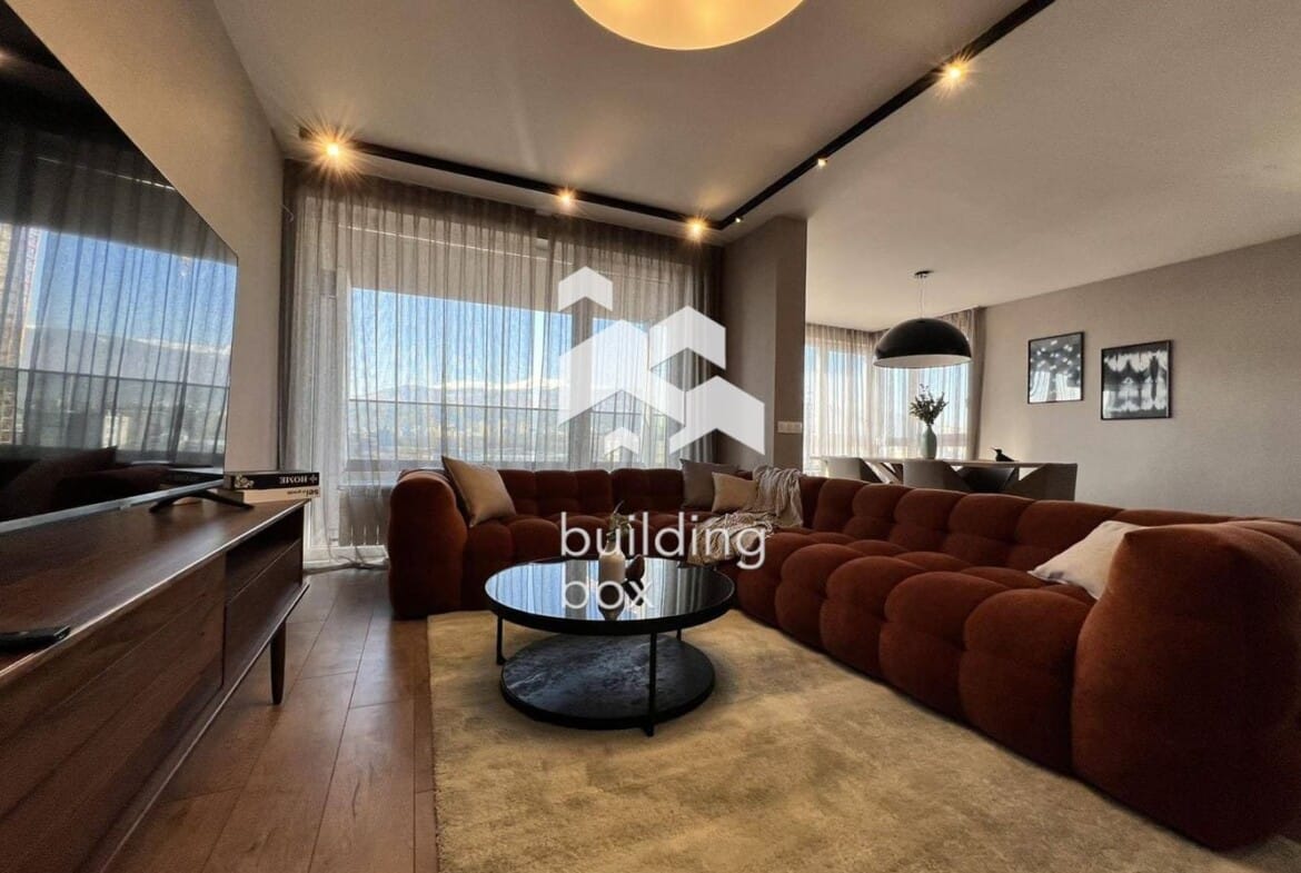 Продава 3-стаен - 0