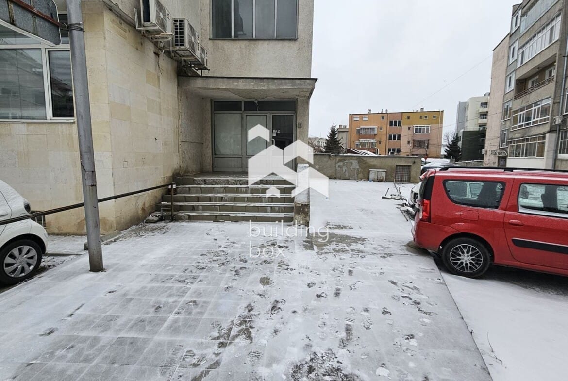 Инвестиционна сграда в центъра на гр.Добрич - 0