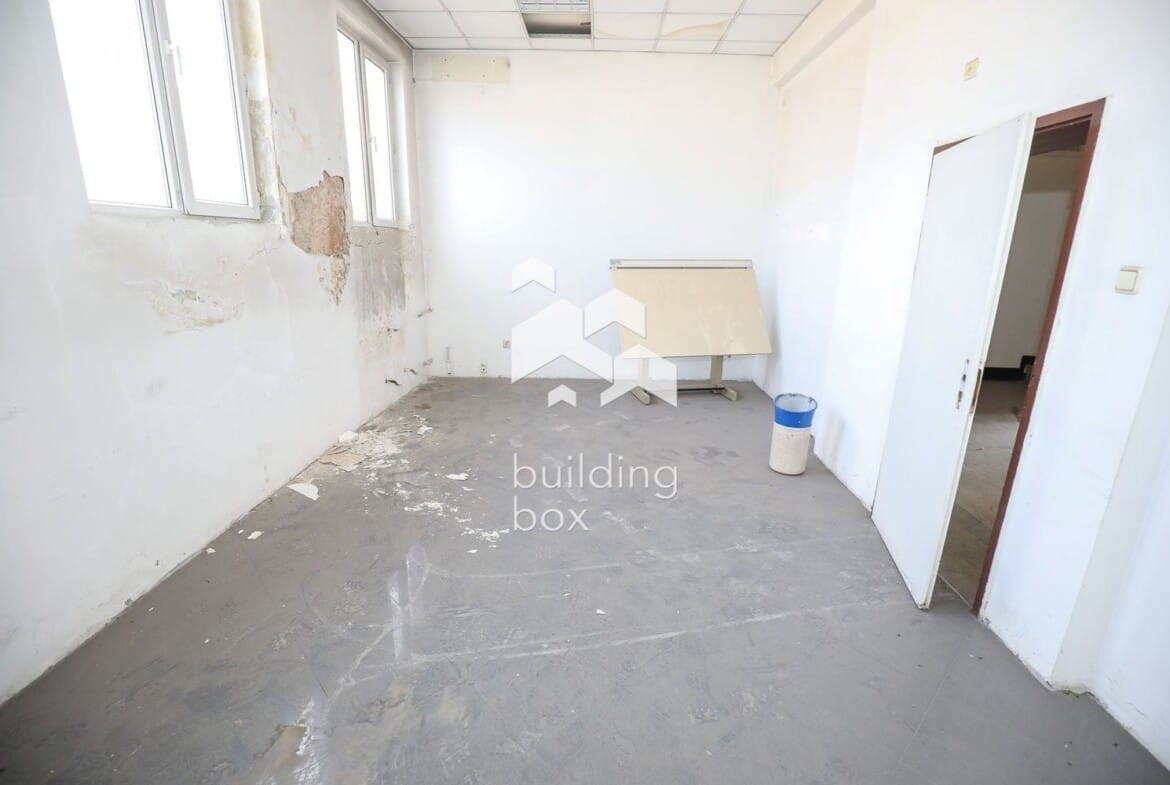 Офис - Перник, Рено - 0