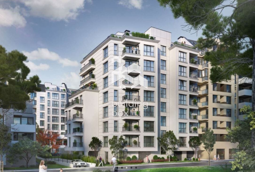 Тристаен апартамент в ж.к. Оборище - 0