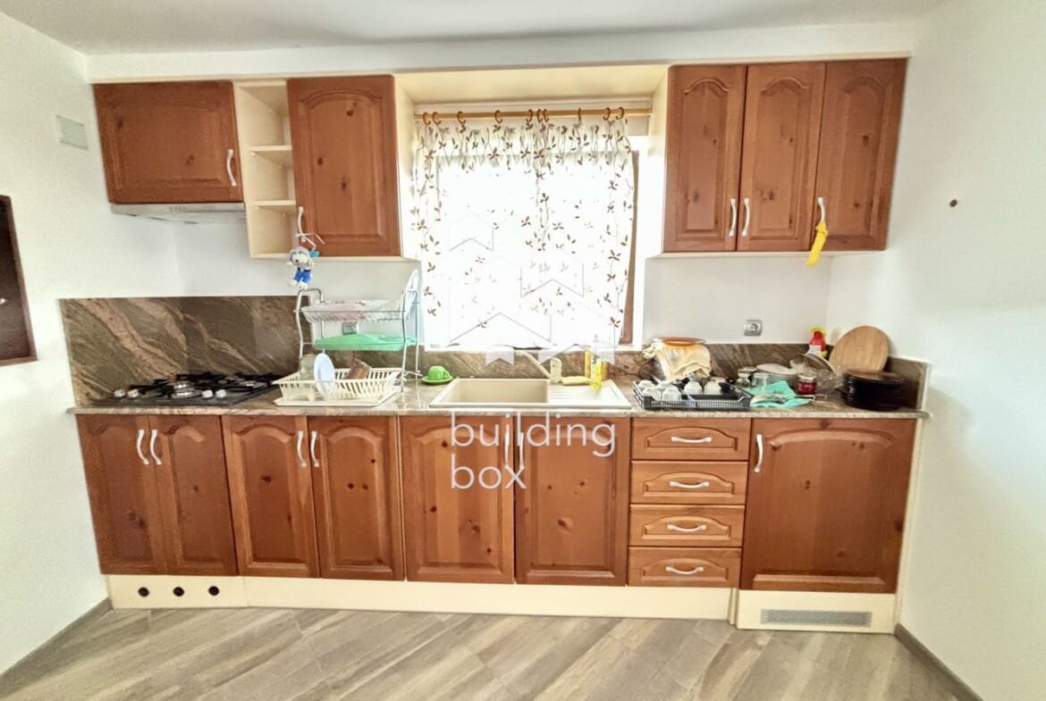 Имот за ценители на 15 мин. от Шумен - 0