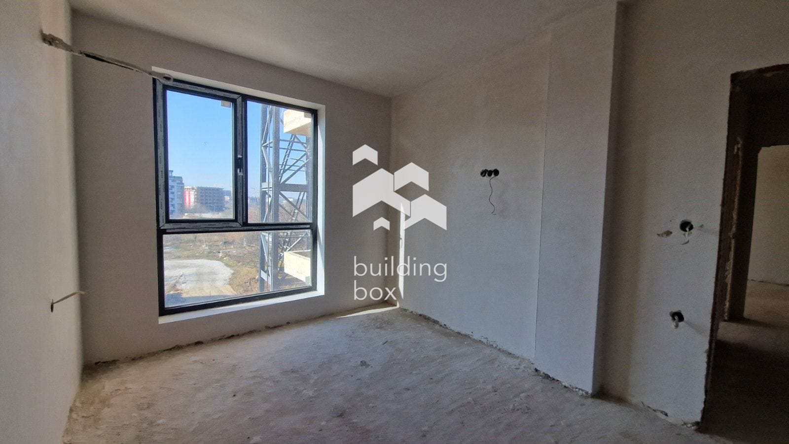 Тристаен апартамент - кв. Христо Смирненски - 0