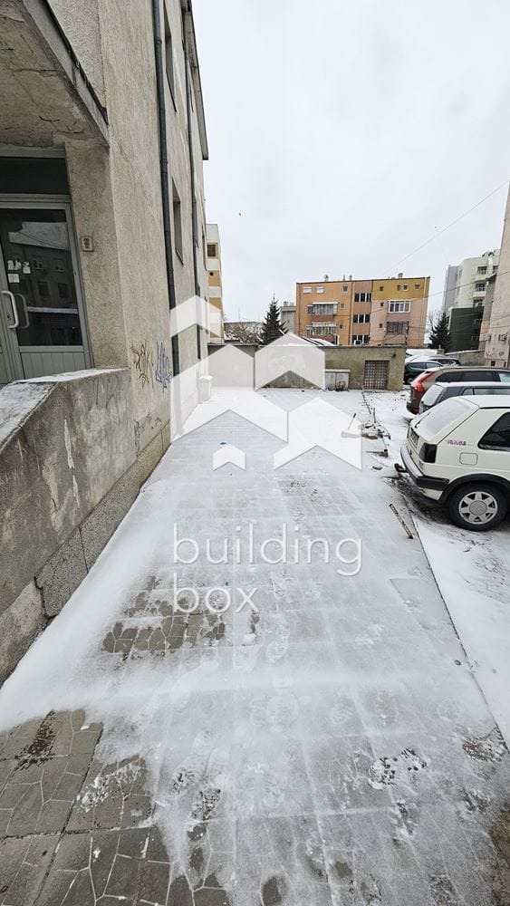 Инвестиционна сграда в центъра на гр.Добрич - 0