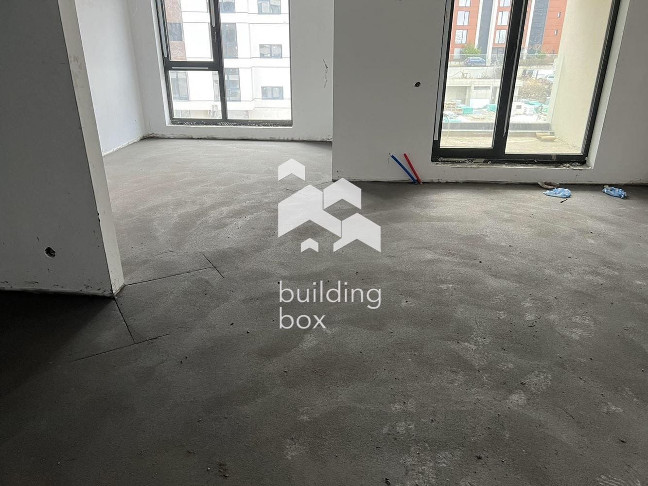 Тристаен апартамент в ж.к. Кръстова Вада - 0