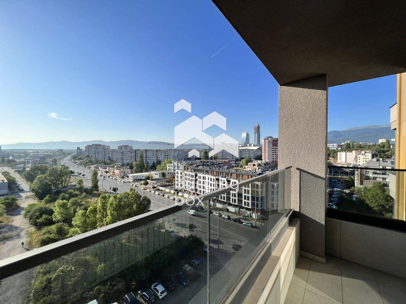 Продава 4-стаен - 0