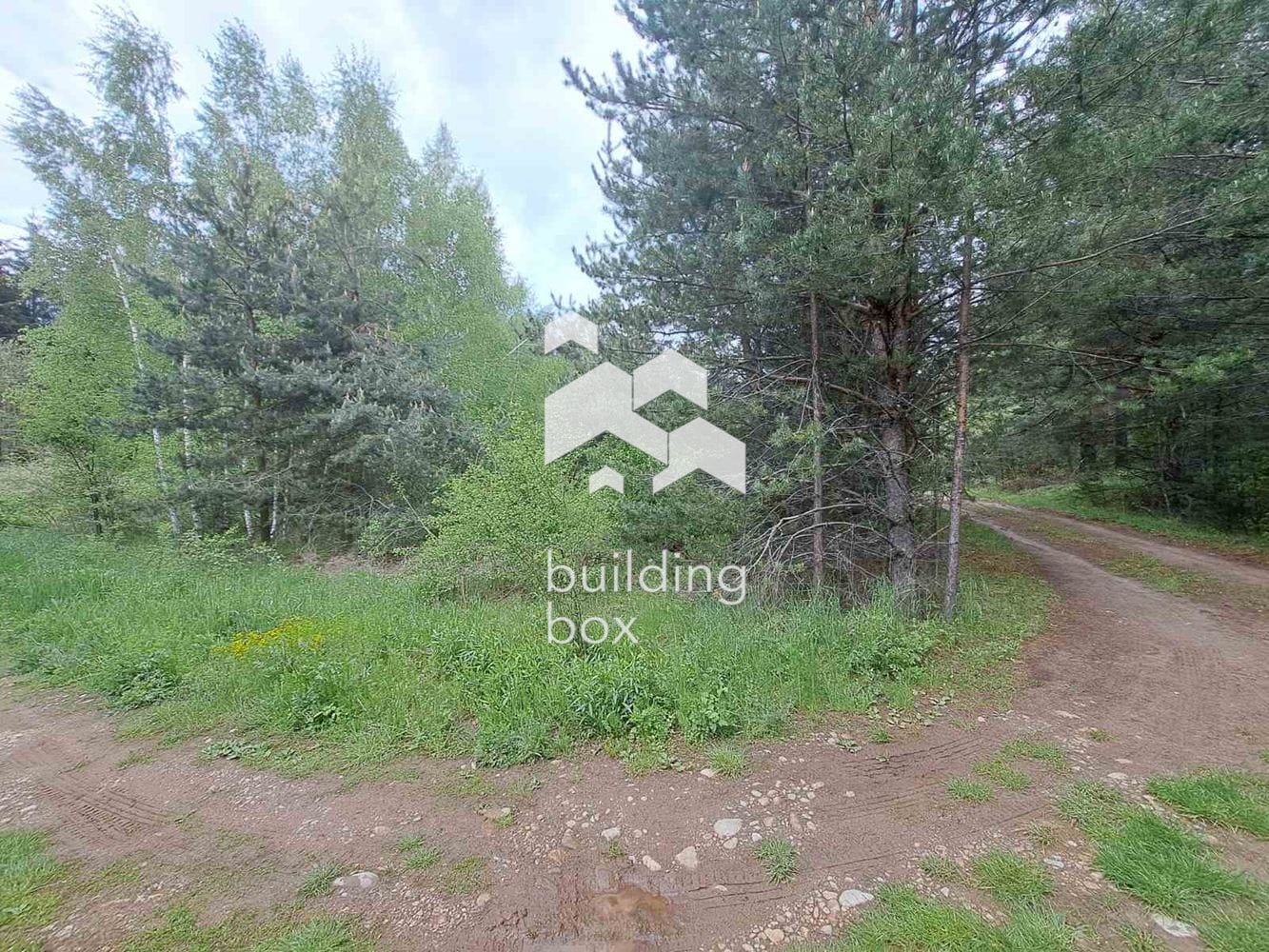 Имот на яз. Искър