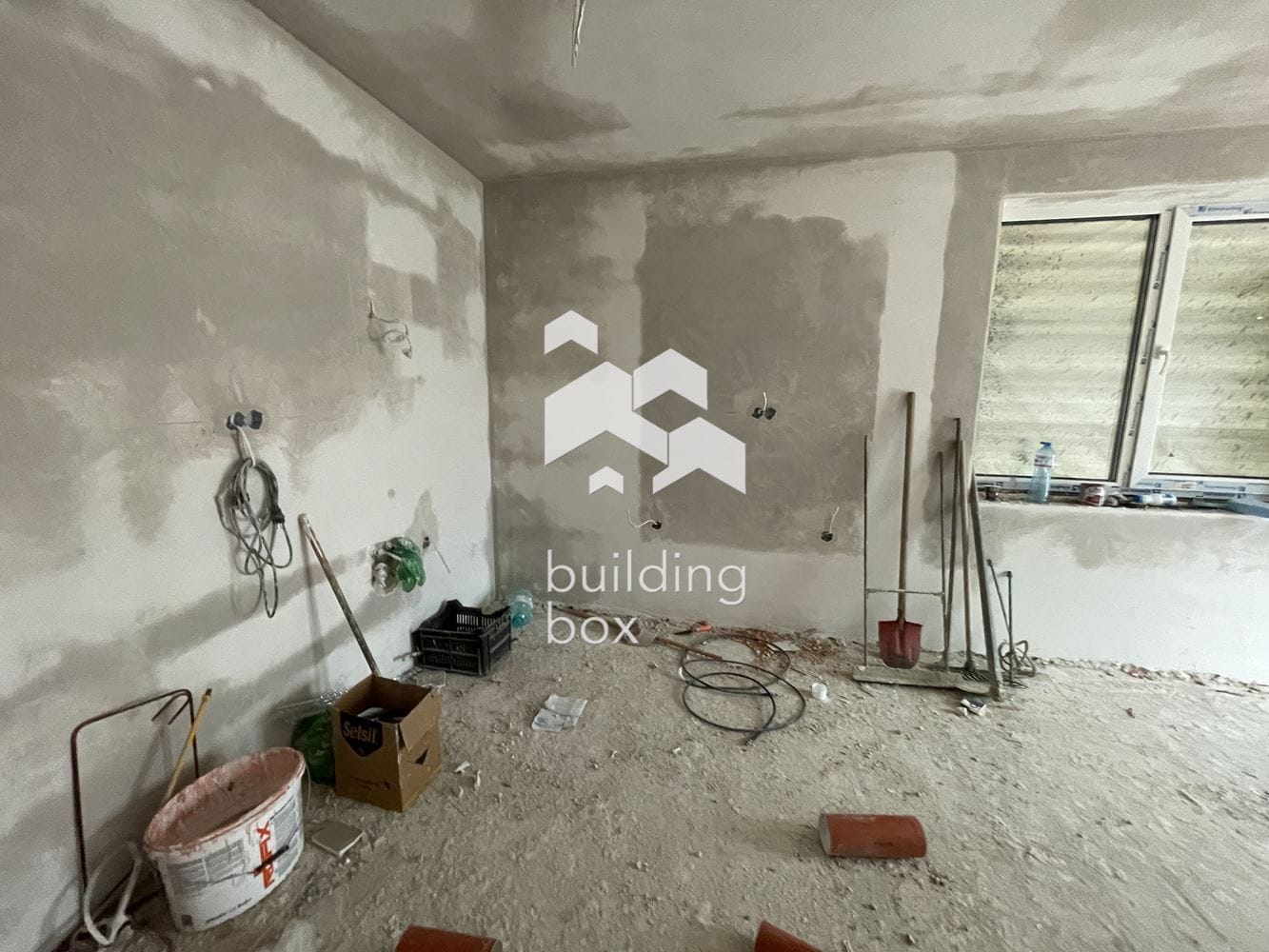 Тристаен апартамент с индивидуален двор в новострояща се сграда - кв. Левски - 0