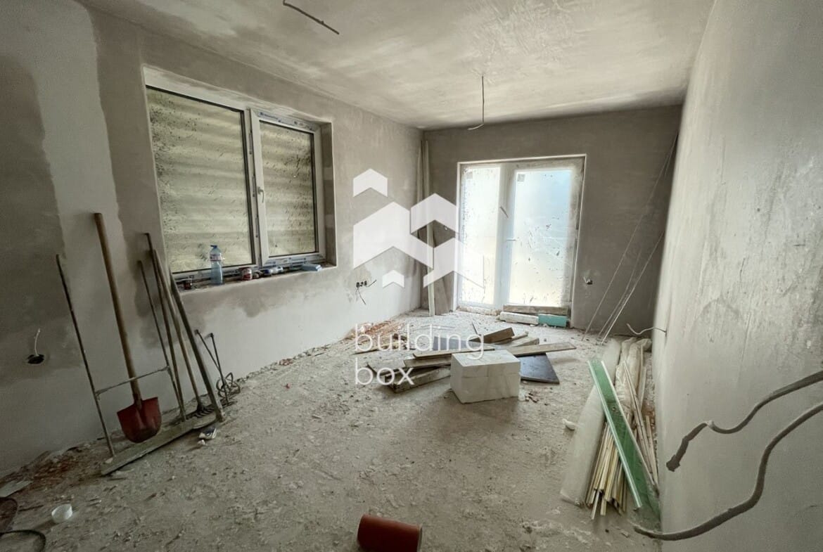 Тристаен апартамент с индивидуален двор в новострояща се сграда - кв. Левски - 0