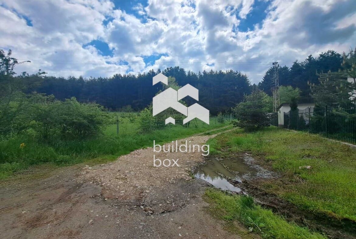 Имот на яз. Искър - 0