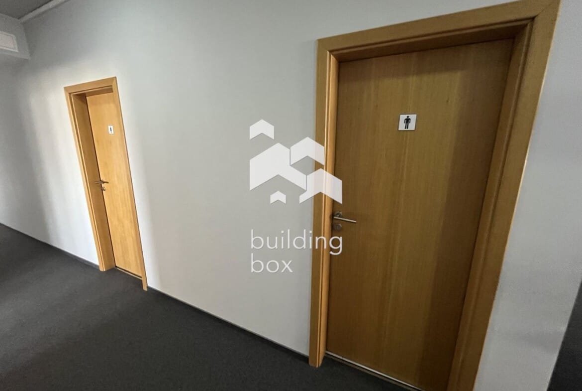 Дава се под наем офис в Центъра - 0