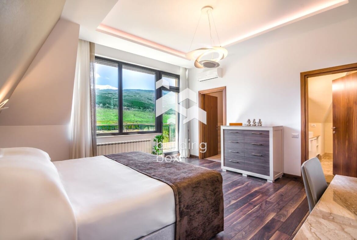 Премиум клас къща под наем в полите на Витоша - 0