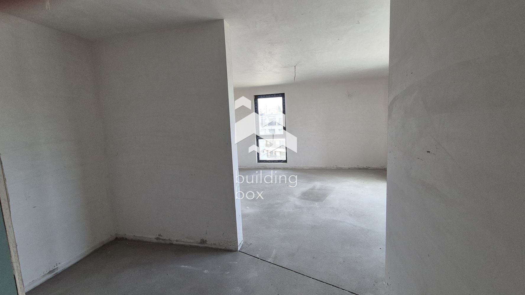 Четиристаен апартамент в бутикова сграда на 50 м. от Гребна база - 0