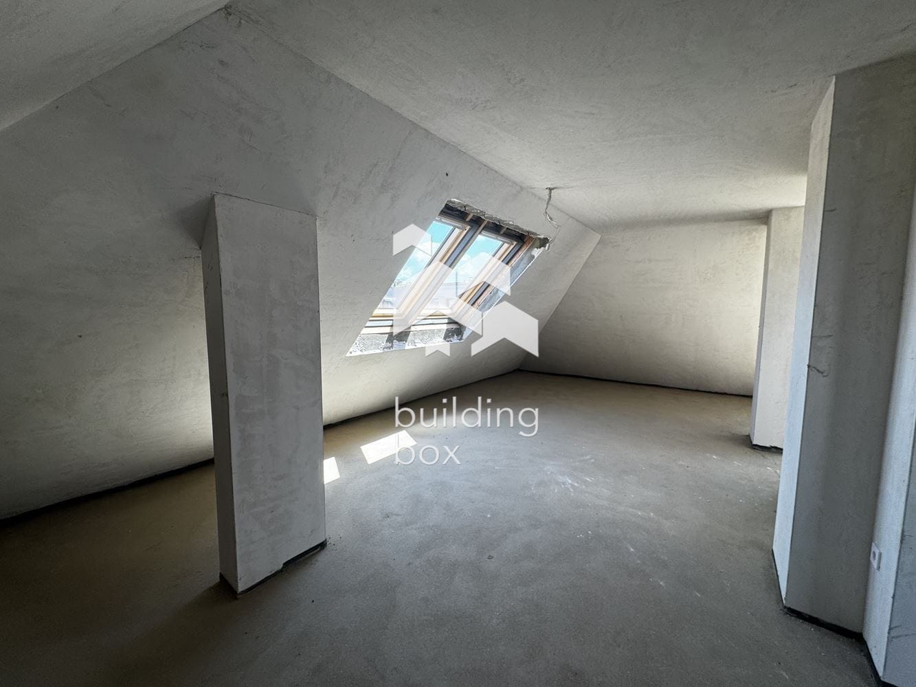 Четиристаен апартамент в кв. Витоша - 0