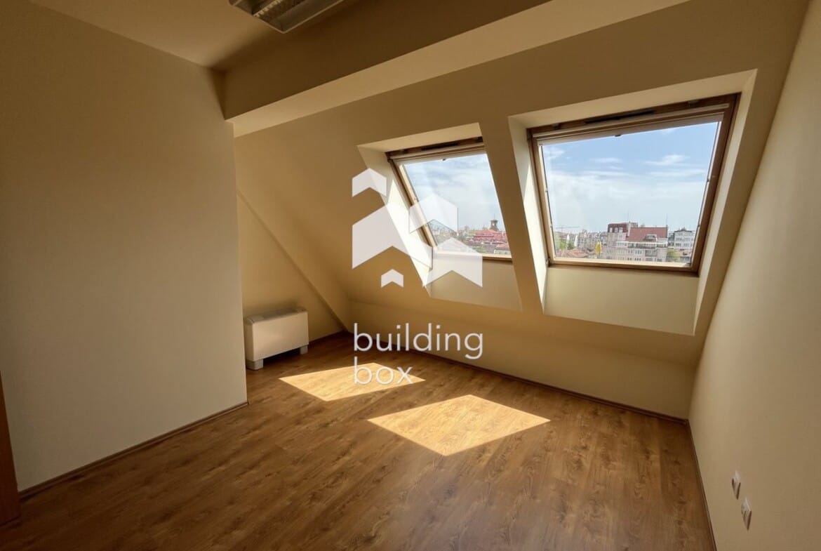 Дава се под наем офис в Центъра - 0