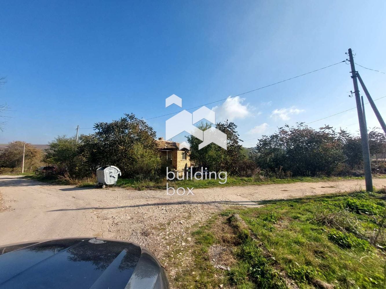 Къща на два етажа в село Войводино - 0