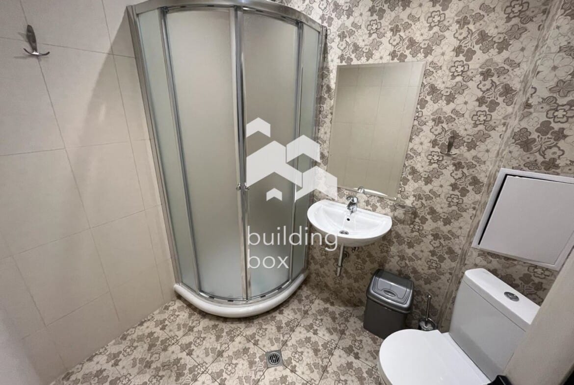 Дава се под наем офис в Центъра - 0