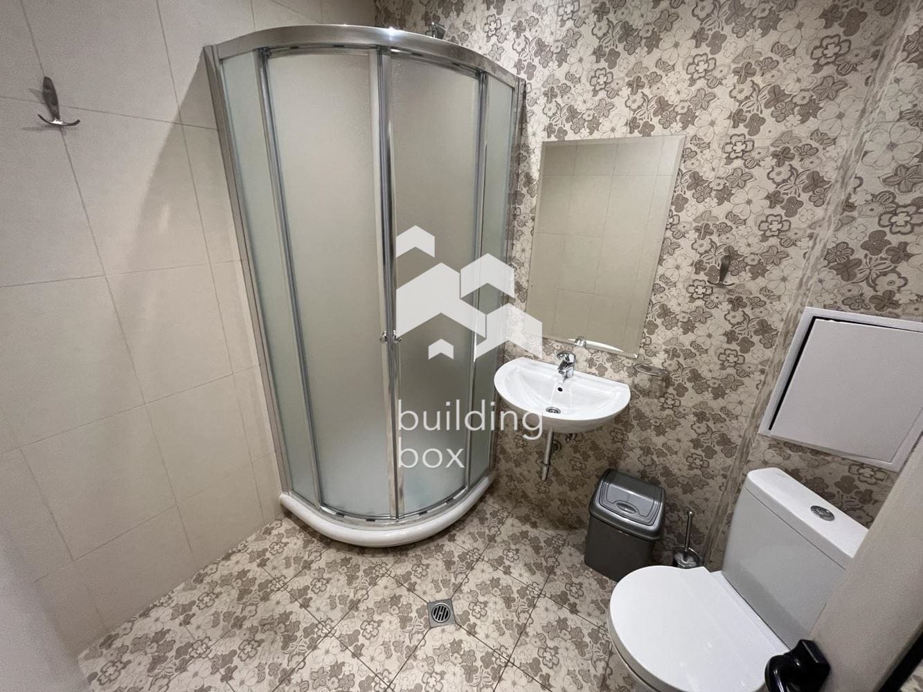 Дава се под наем офис в Центъра - 0