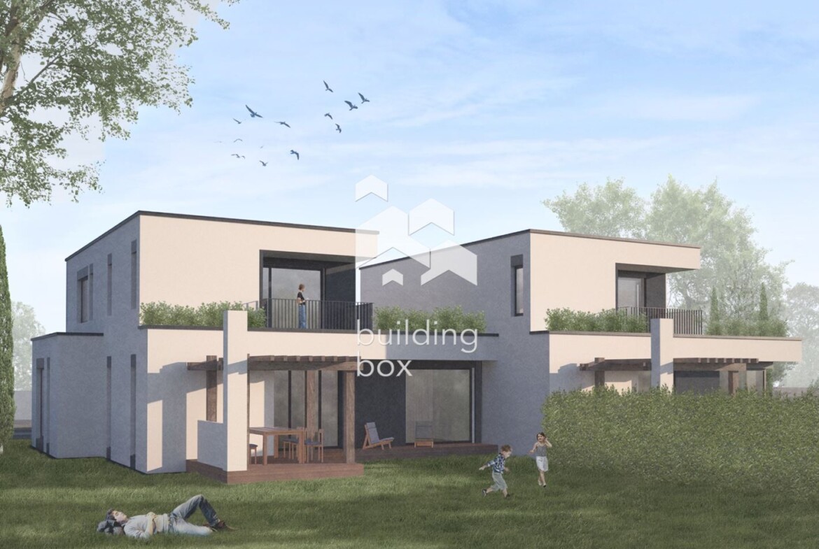 Двуетажна къща - с. Войводиново - 0