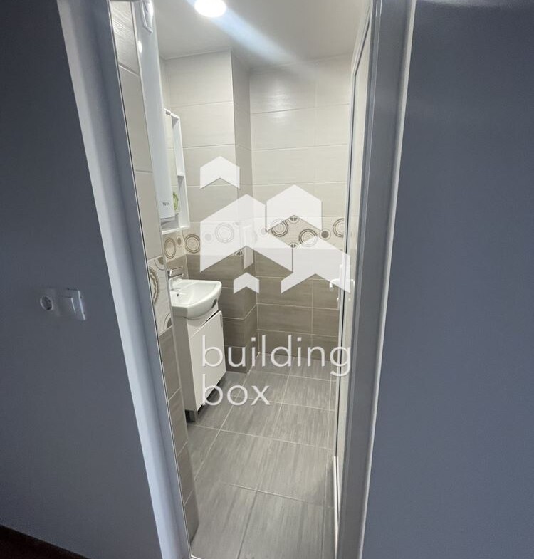 Прекрасен Тухлен Апарамент на Отлична Локация - 0