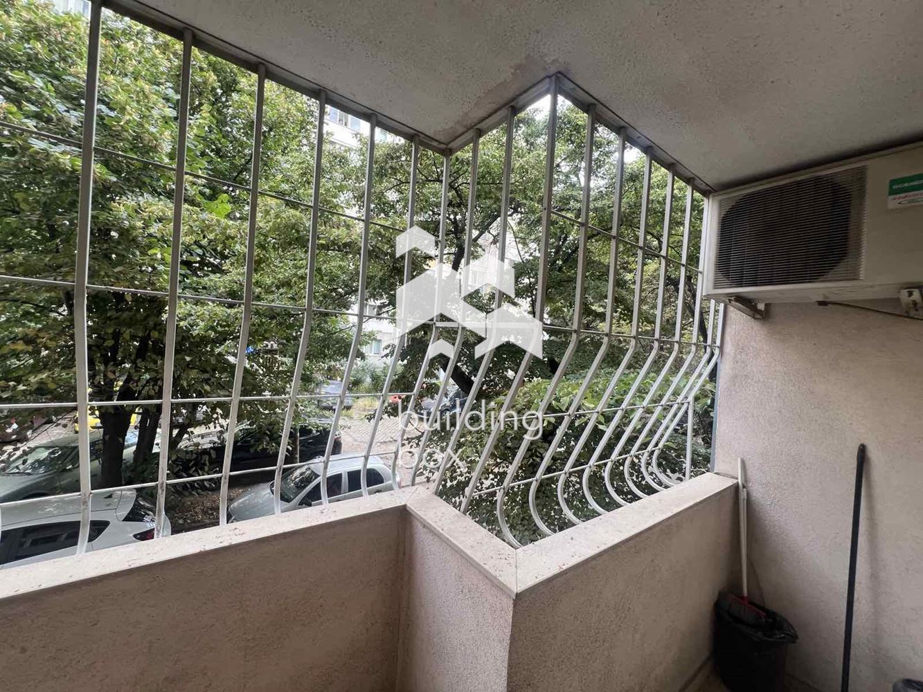 Офис под наем в Лагера - 0