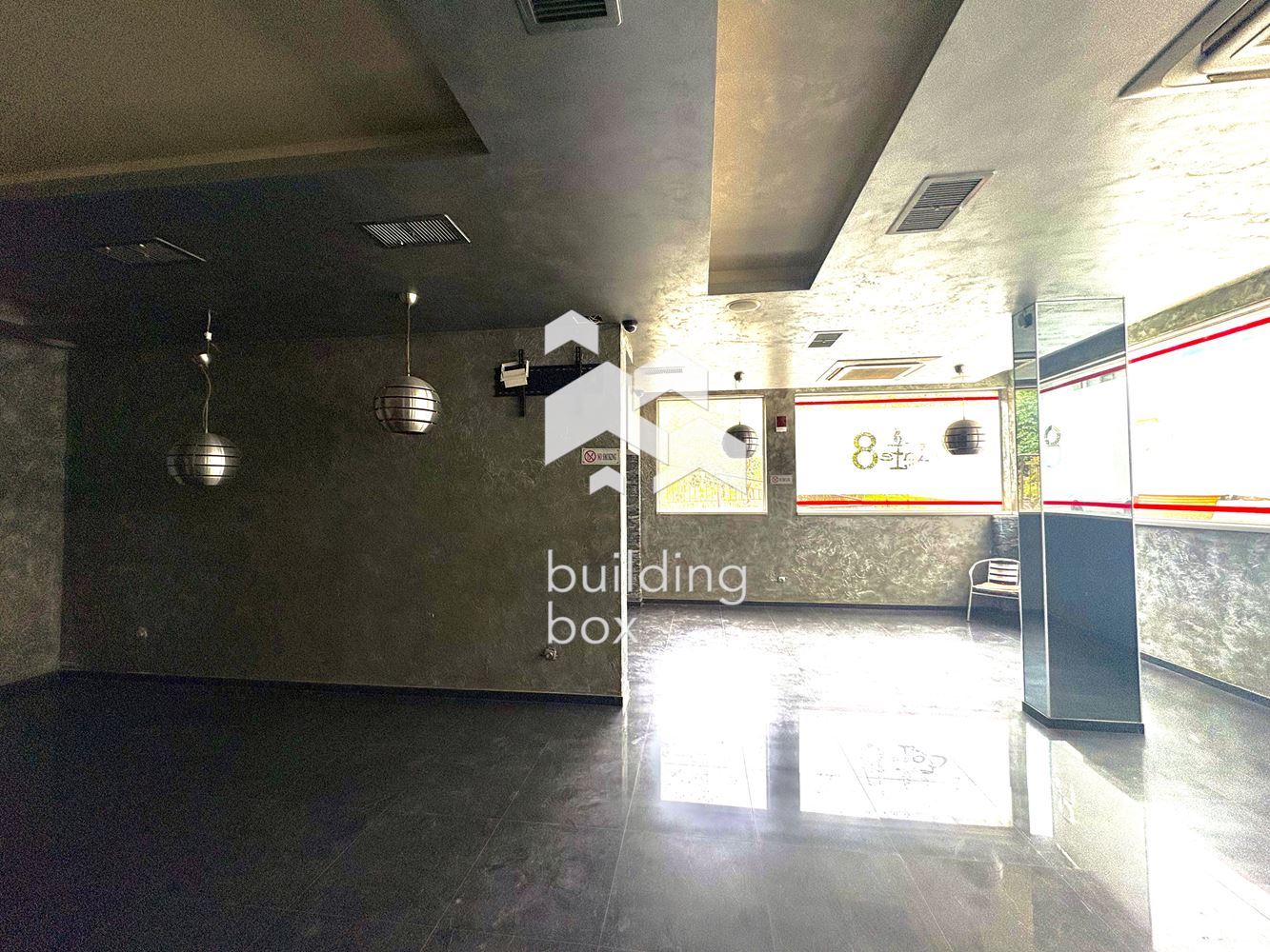 Заведение под наем в жк. Овча купел 2 - 0