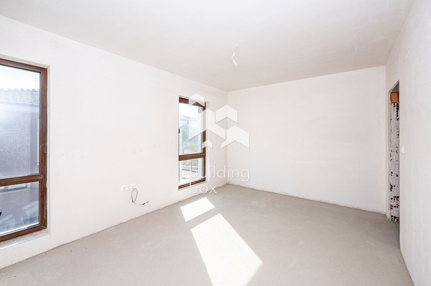 Двуетажна къща с АКТ 16 - кв. Западен - 0