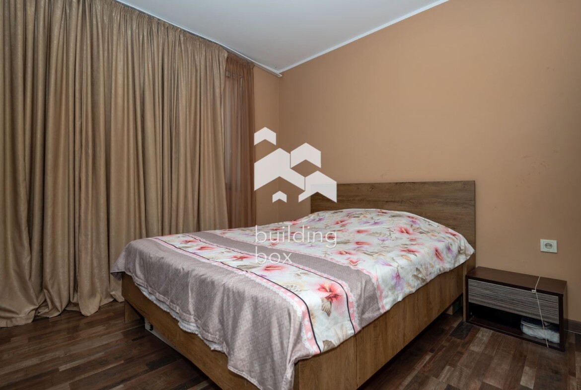 Самостоятелна къща - с. Първенец - 0