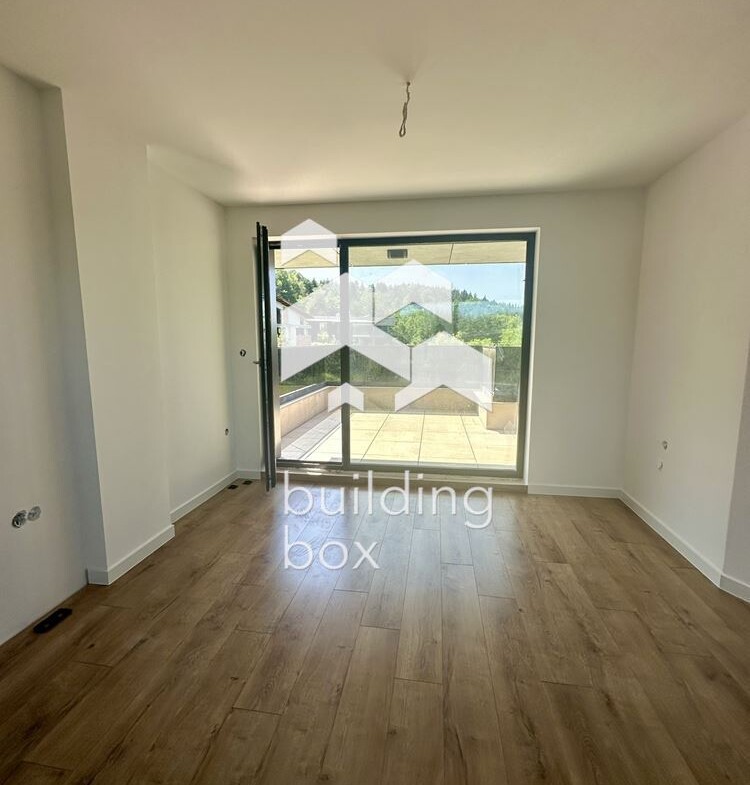 Къща в Бистрица - 0