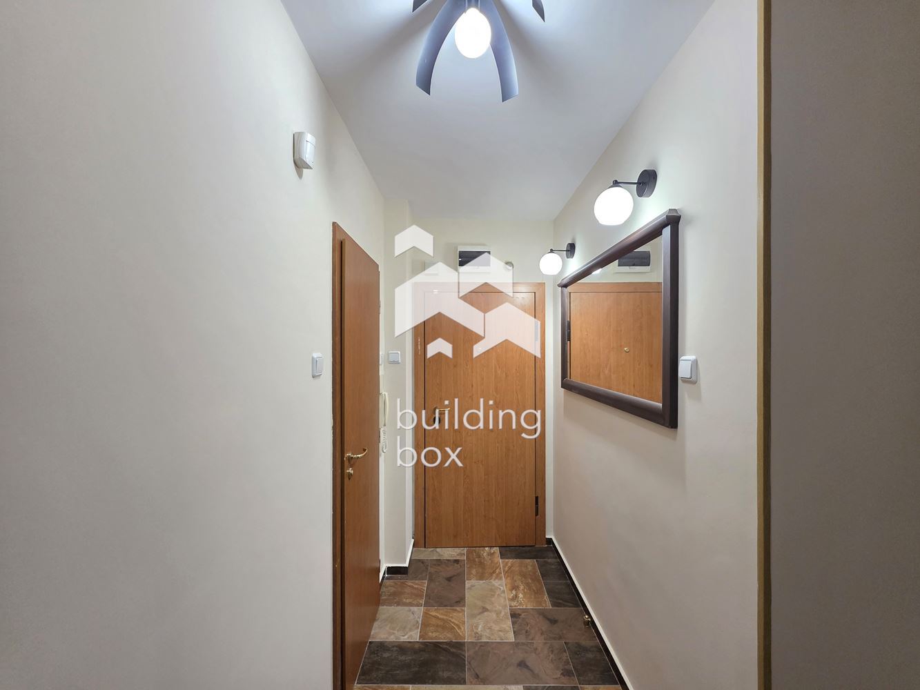 Просторен многостаен апартамент в Лозенец - 0