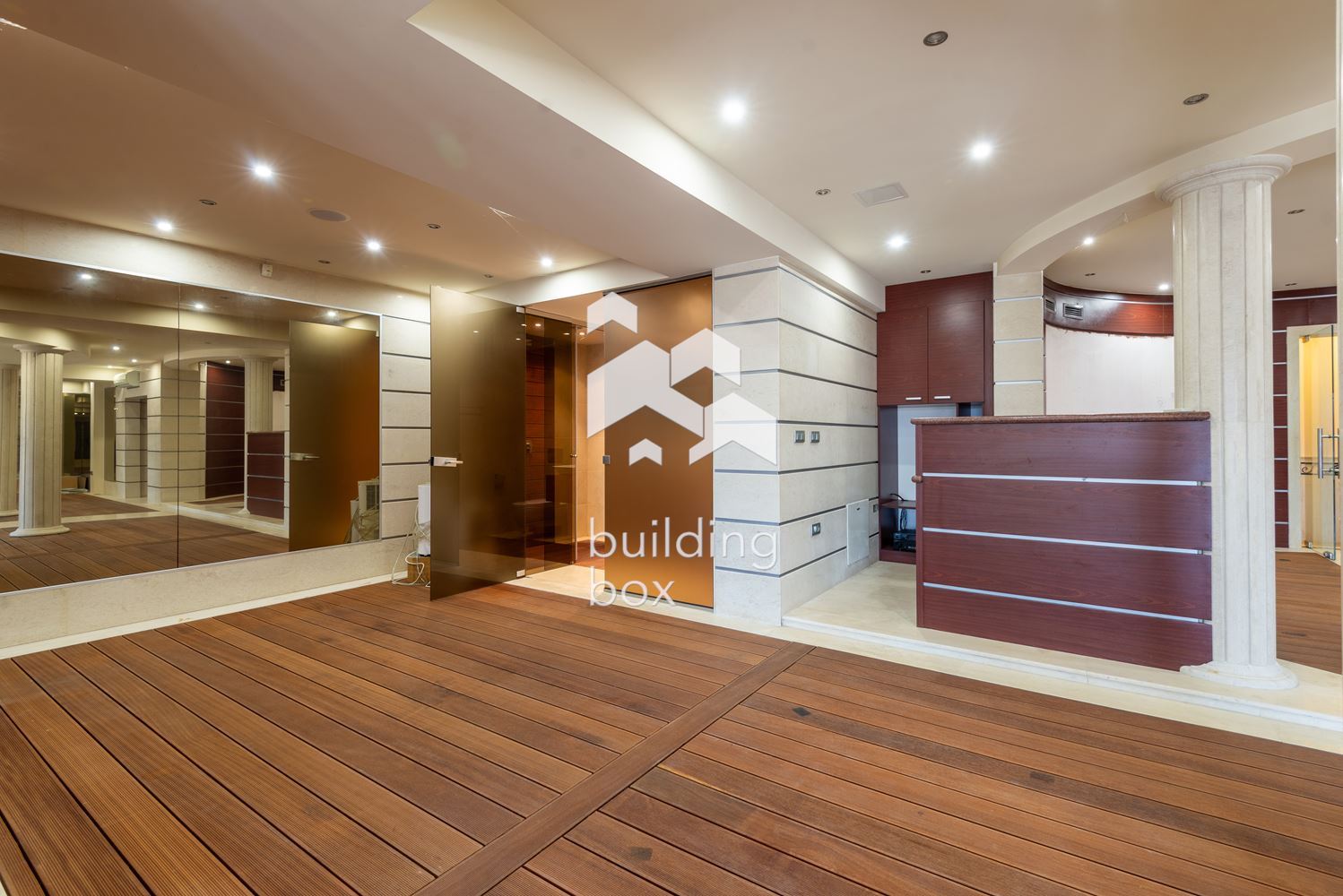 Къща на метри от Резиденция Евксиноград в гр.Варна - 0