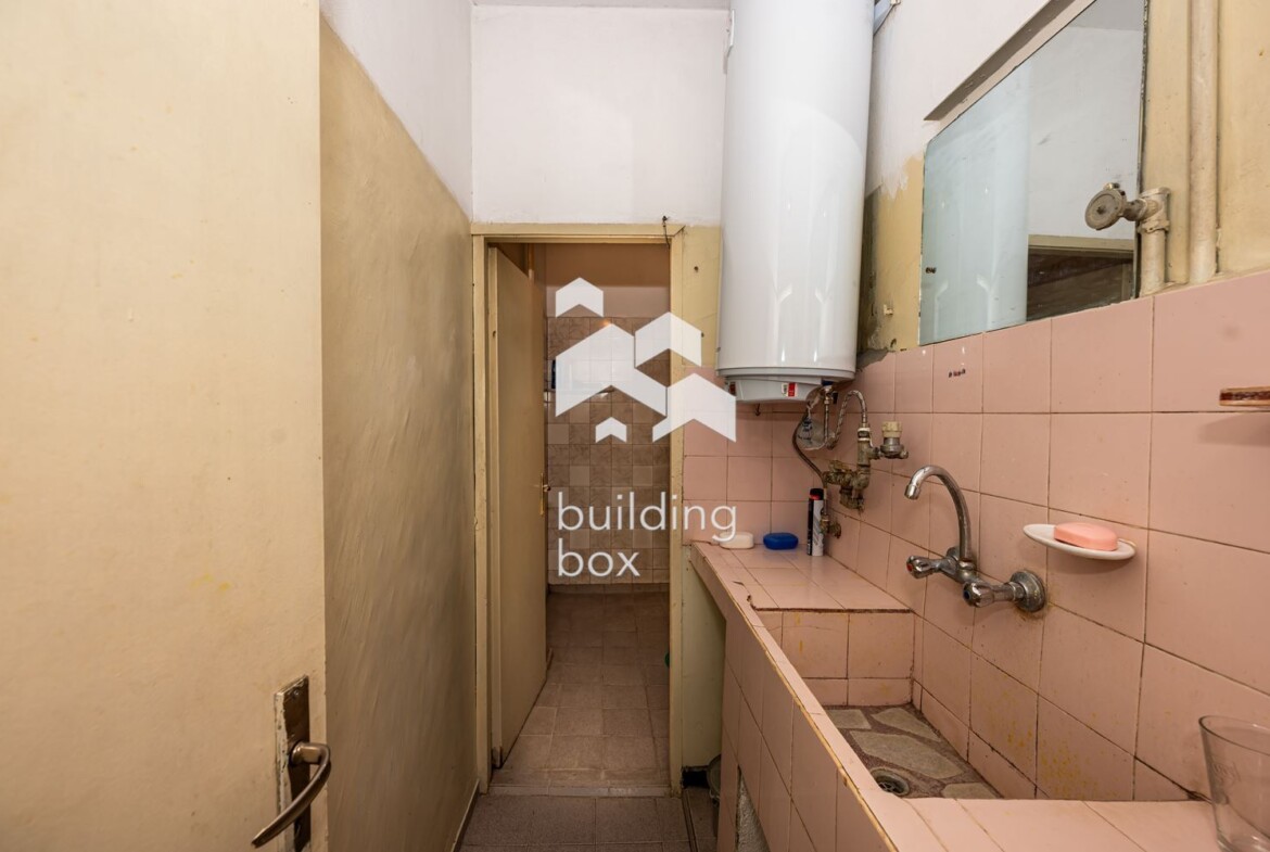 Тристаен апартамент в южната част на гр. Пловдив - 0