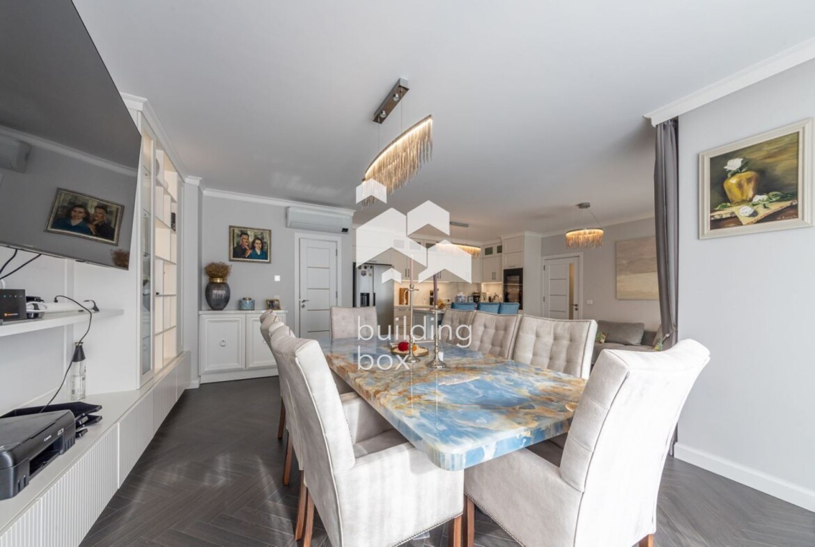 Лукс, простор и море – апартамент в бутикова сграда до к.к. Св. Св. Константин и Елена - 0