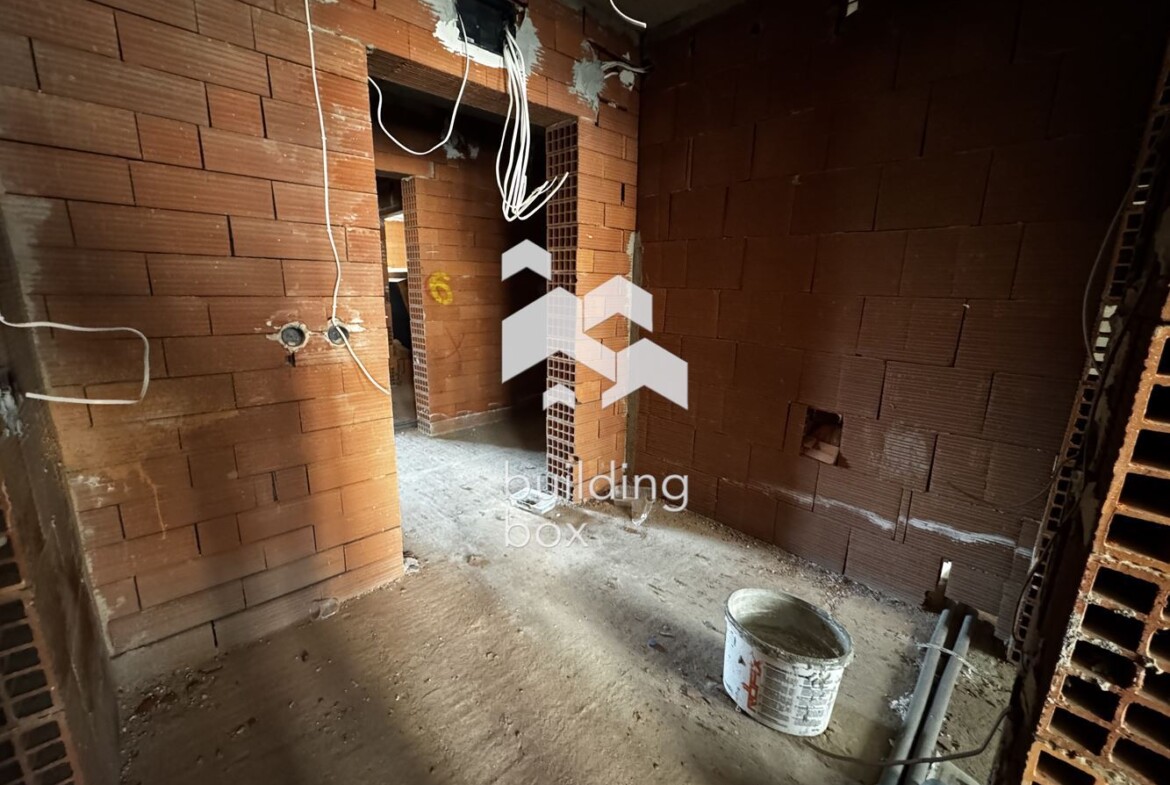 Двустаен апартамент в кв. Витоша - 0